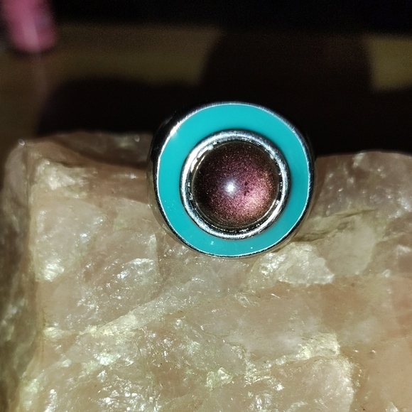 Beautiful Ring - Picture 4 of 5